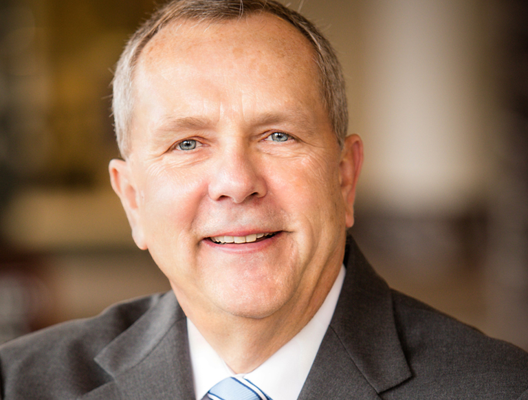 Photo of Tom Holtz