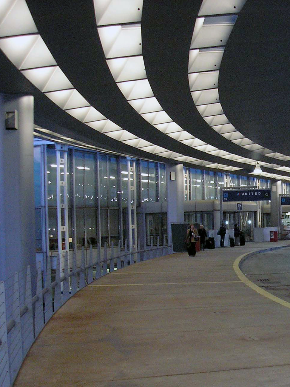 TransporationPJM_ChicagoAirports_hero_972x1296
