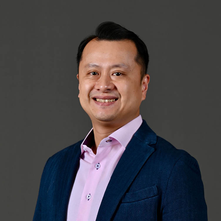 Edgar_Headshot_Square