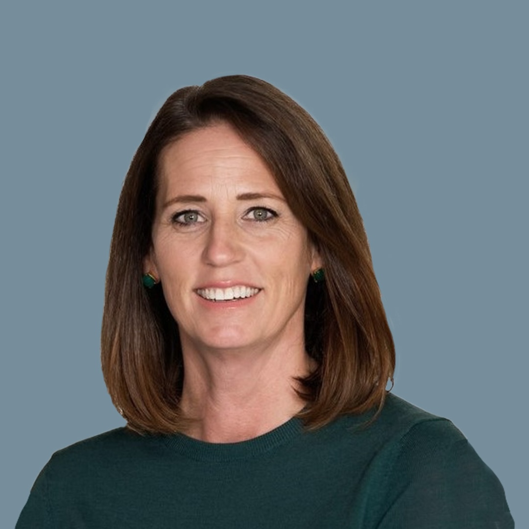 Renee headshot
