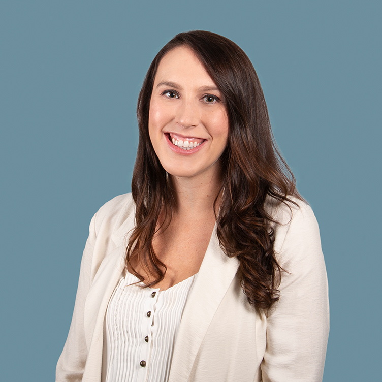 Photo of Colleen Davis