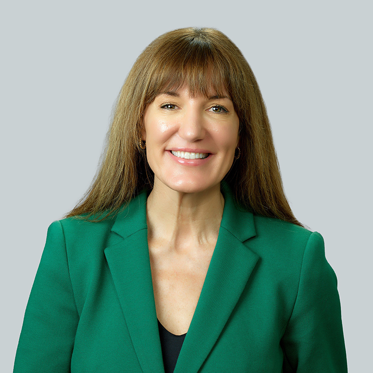 Photo of Erin Laney Barr