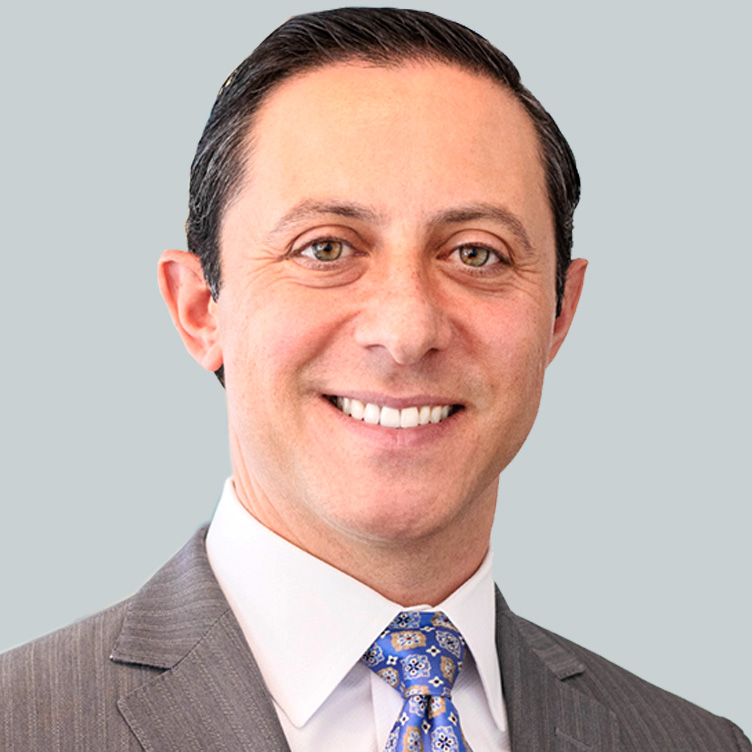 Photo of Joshua Hausfeld