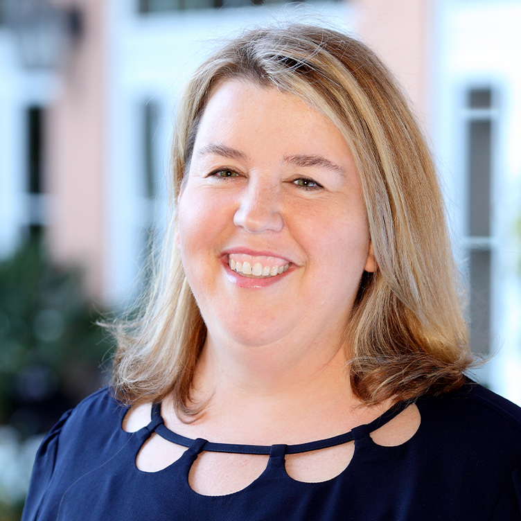 Photo of Jennifer Klingler