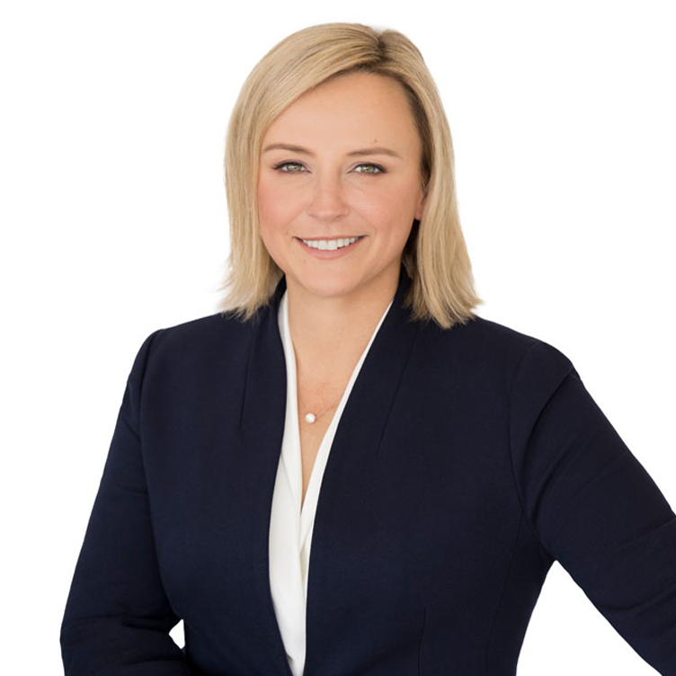 Photo of Kimberly Follett