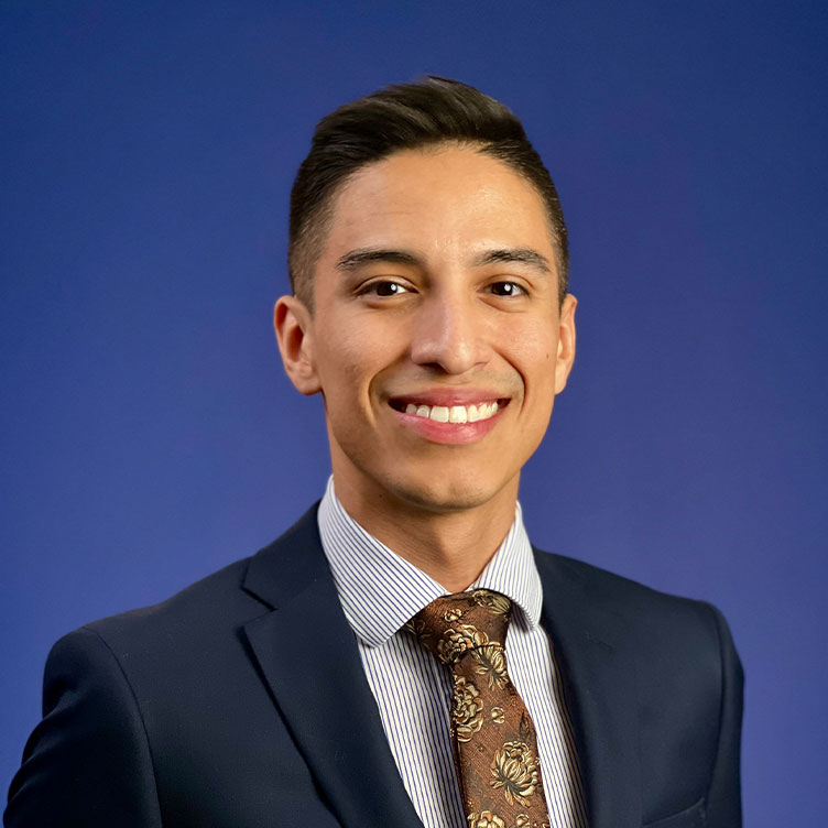 Photo of Luis Flores