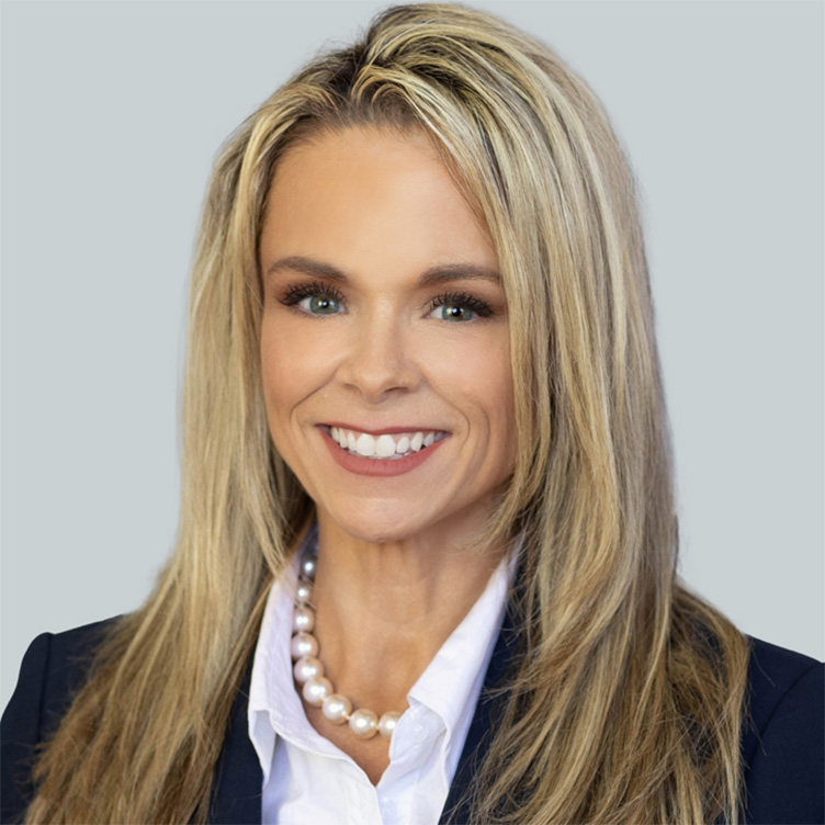 Photo of Nicki Garrett