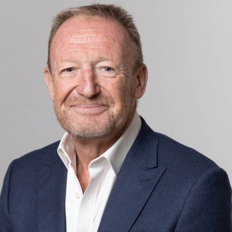 Photo of Simon Blake