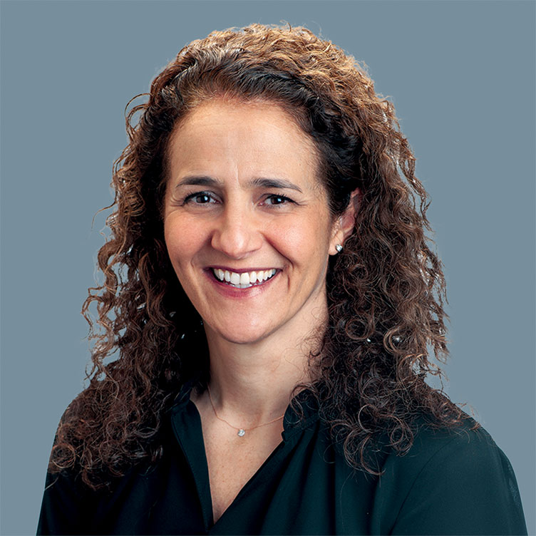 Photo of Stephanie Marthakis
