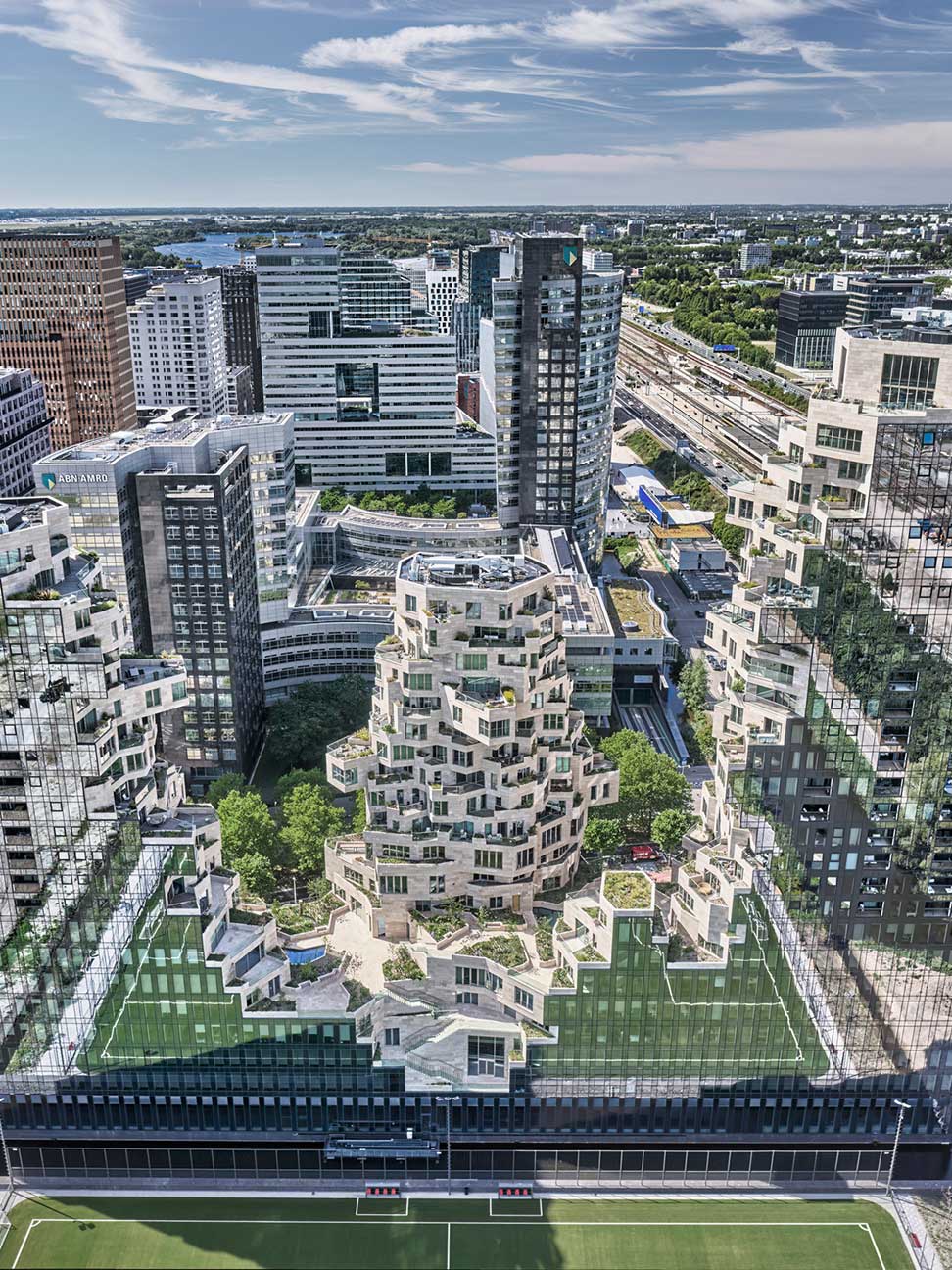 real-estate-outlook-2023-972x1296