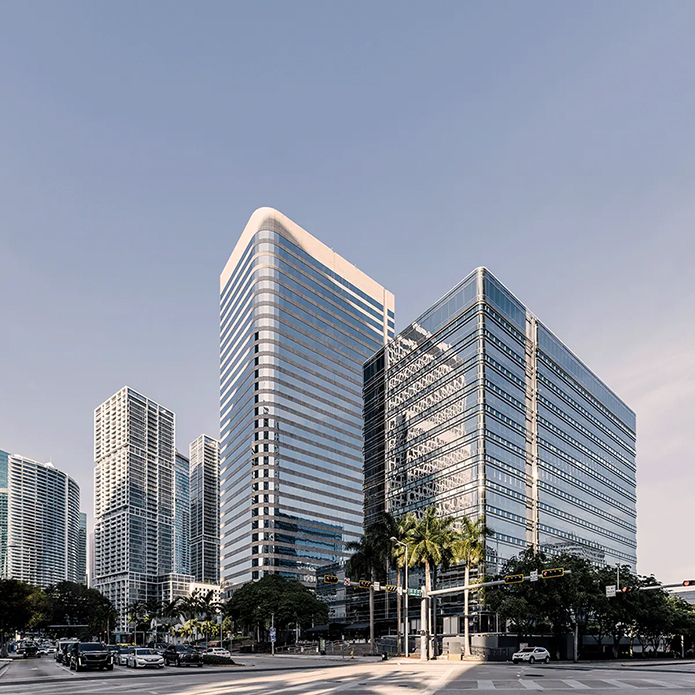 midyear-global-real-estate-market-outlook-2024-hero-695x695