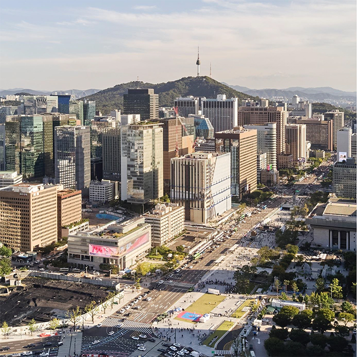 korea-market-outlook-2025-banner-695x695
