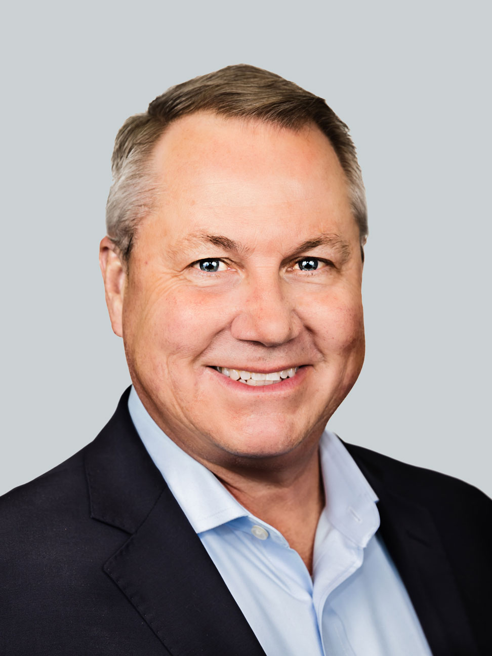 Head shot of Bob Pielsticker with grey background