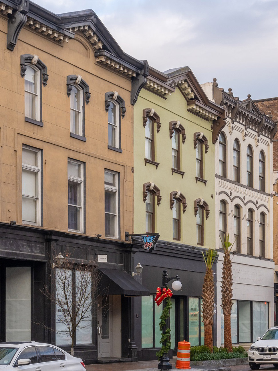 Exterior of historic retail buildings on Broughton Street in Savannah, Georgia