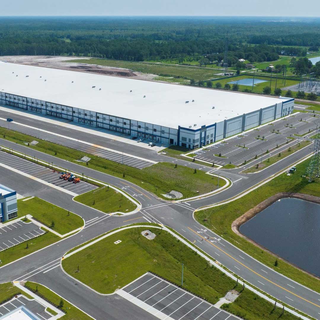 Aerial view of a warehouse in Jacksonville, Florida