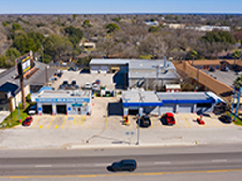 1121-west-hwy-290-500x375